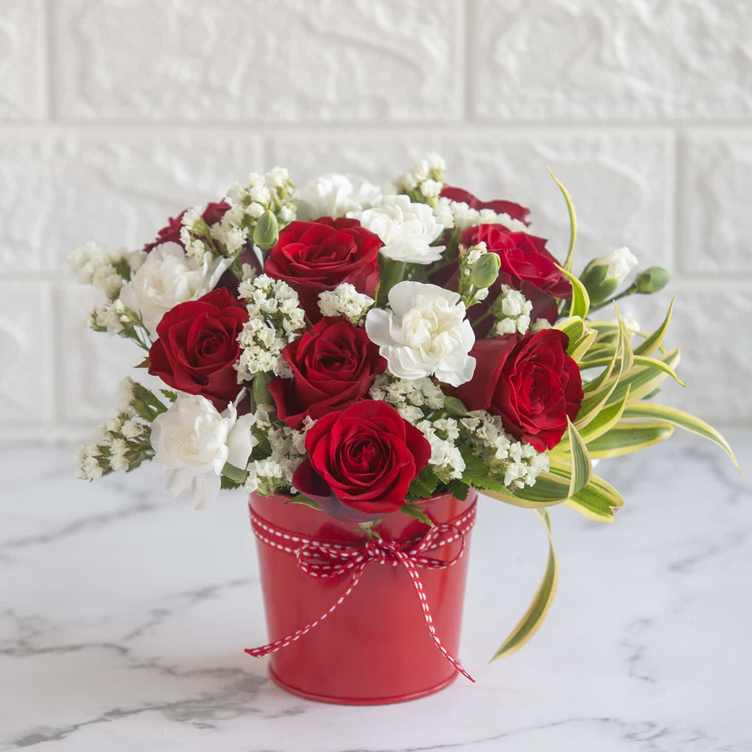 Purple Roses Bucket Bucket Full Of Roses | Ovenfresh